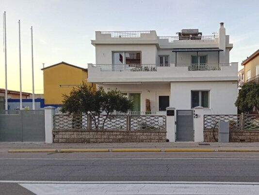 Dr Guest House